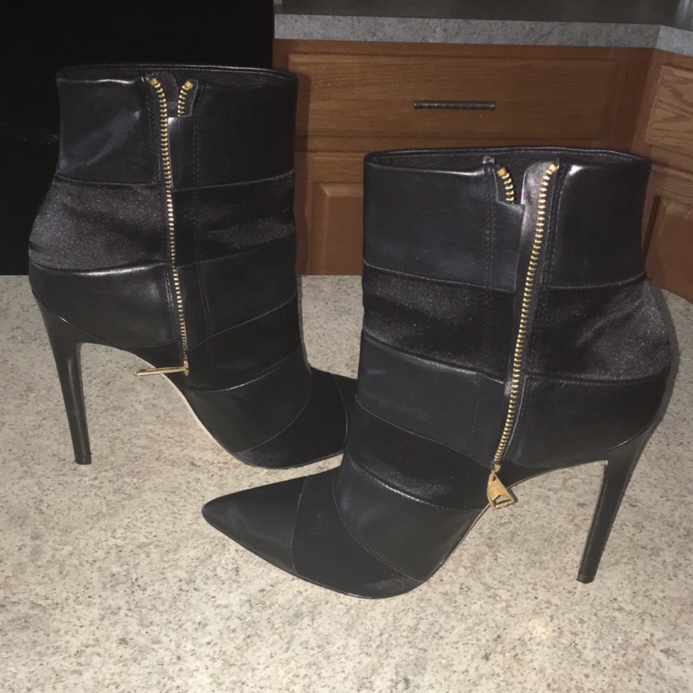 RACHEL ZOE REAL LEATHER N SATIN LEATHER SOLED BADAZZ STILETTO BOOTIES SI… - Picture 5 of 12